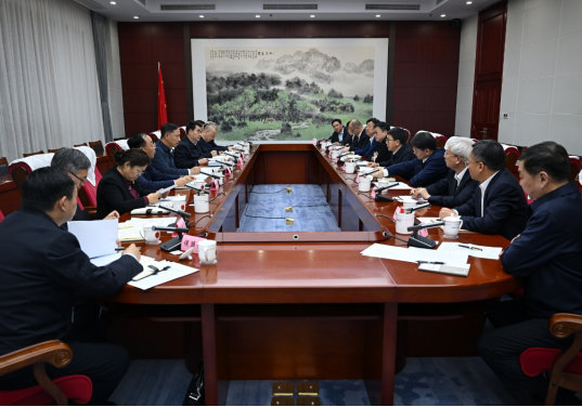 Liao Jiasheng Meets Shanxi Governor Lu Dongliang